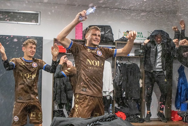 表现更加立 表现更加立